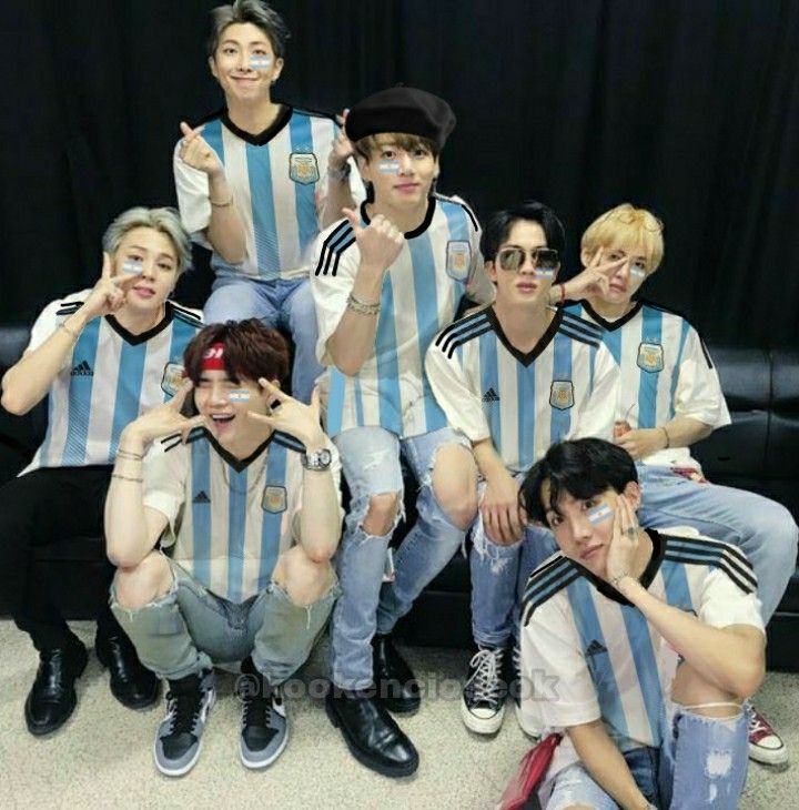 urfavlucile's tweet photo. ¡QUEREMOS A LOS CHICOS EN ARGENTINA! 🇦🇷🇰🇷

#BTSARGENTINA2026
#PROYECTOMORADOARG
#TOURBTSARG https://t.co/60U5NL0I9A