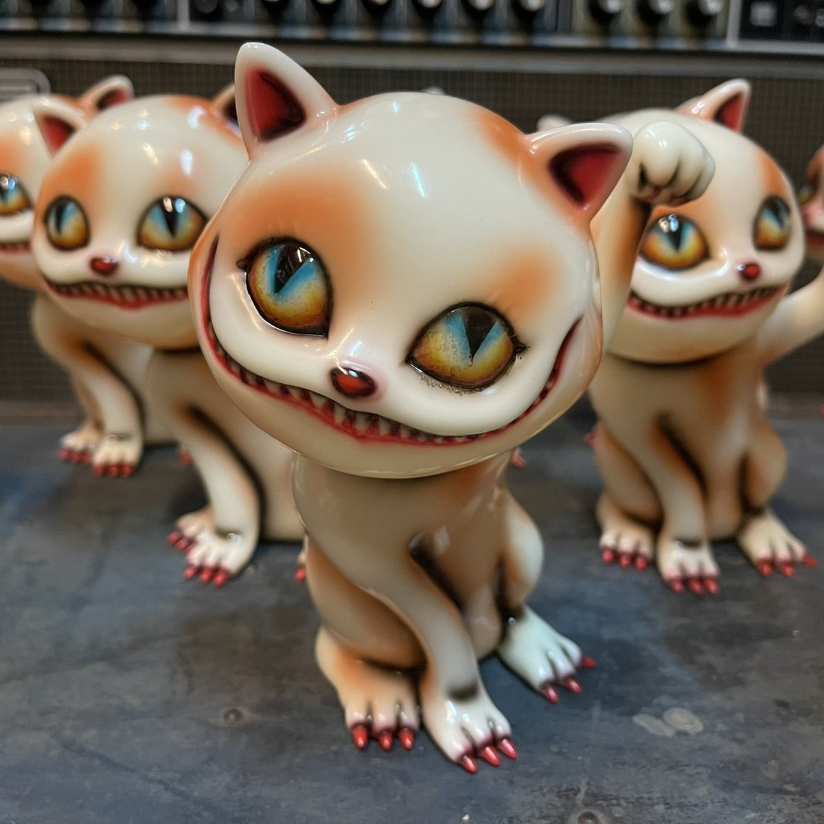 スーパーフェスティバルでは6種類のTAMAを発売します🐈‍⬛ 4種目は蓄光