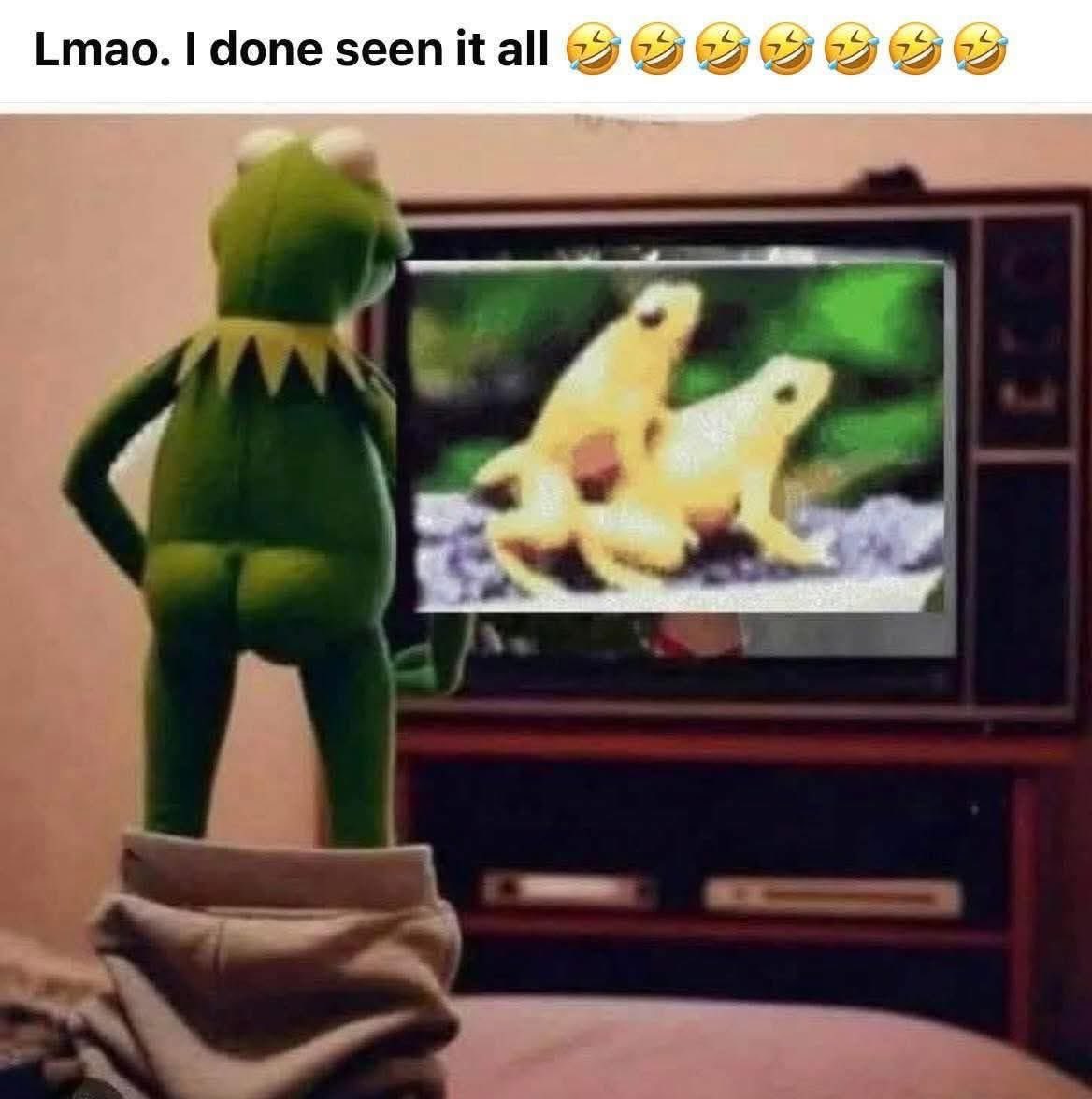 Wtf 😂😂😂 get ready