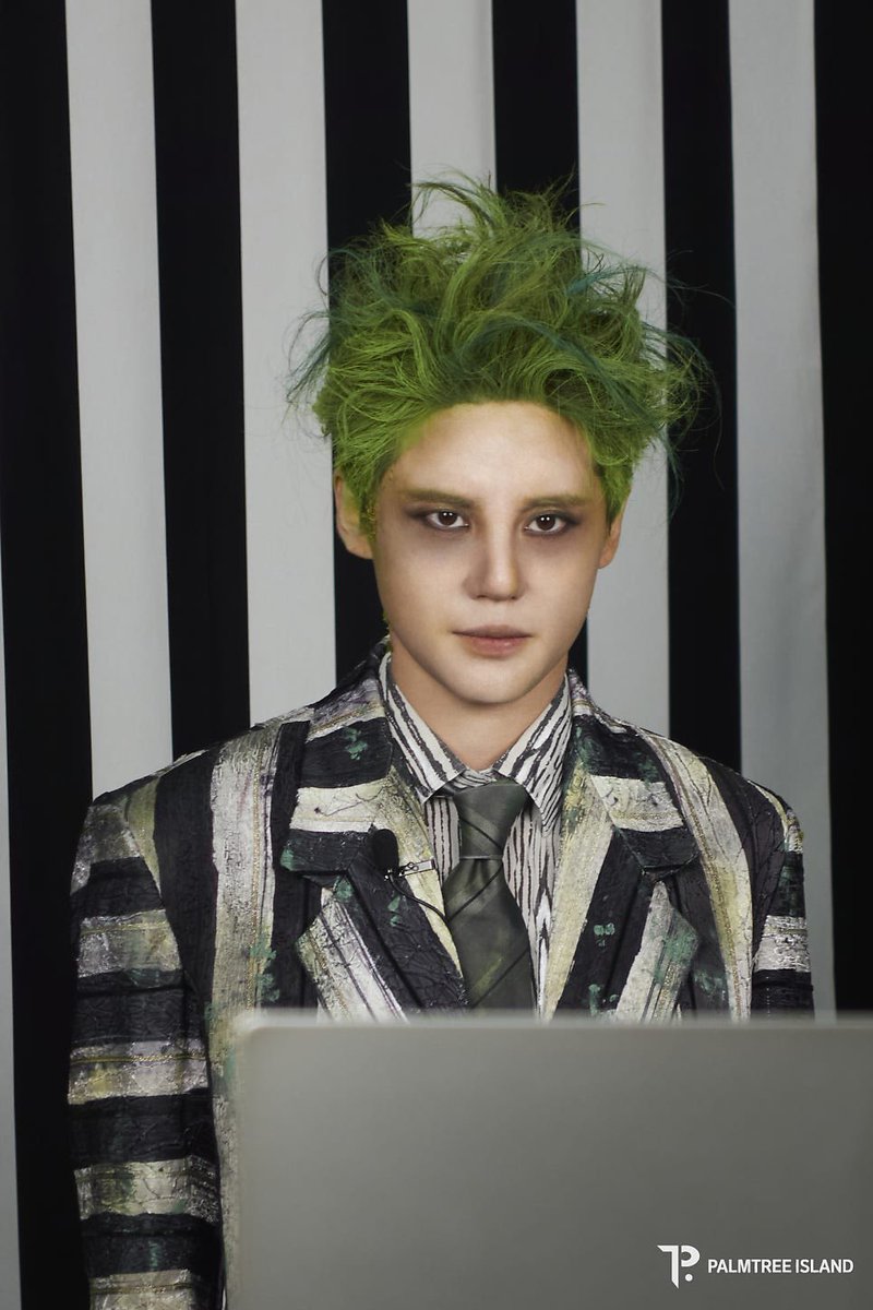 luvangelxia's tweet image. 자고 일어났은데 집에 이런 생명체있으면 어떻게할거임? …. ♡ ♡