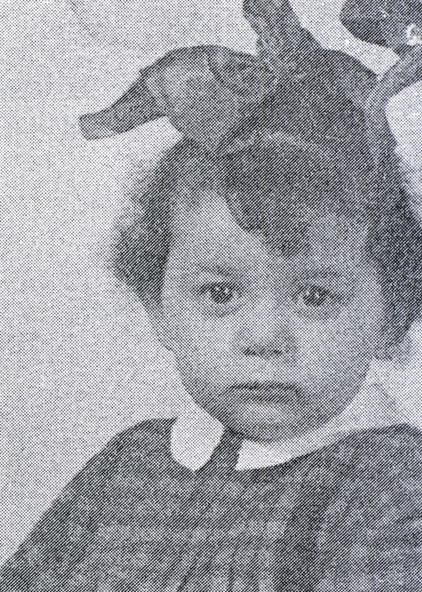 Mazelit_'s tweet image. 89 years ago today — on January 4th 1936, this adorable Yugoslavian Jewish girl — Aniko Bohm was born in Central Europe🎗️ 

Aniko was the daughter of Eugen and Klara Bohm of Subotica, Yugoslavia.

Amid the rise of Nazi Germany and their ghastly regime against the Jewish people,…