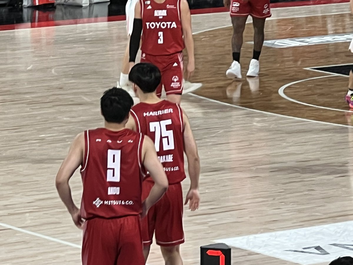 sy1324's tweet photo. アルバルク東京も
アルティーリ千葉も
推しの活躍が見てれて
幸せなお正月でした🎍♡ https://t.co/pirq10nJMg