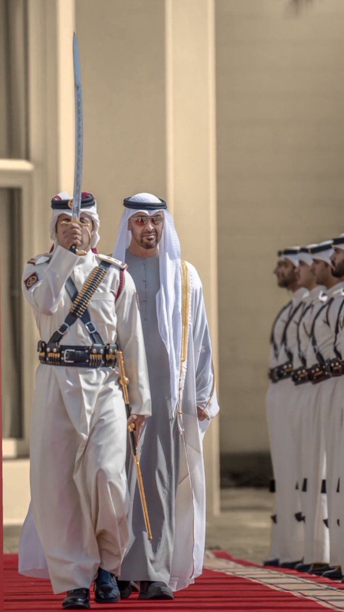 اداحم الحكام بالجنب المتين 
وتخضع الروس العنيدة باتصال