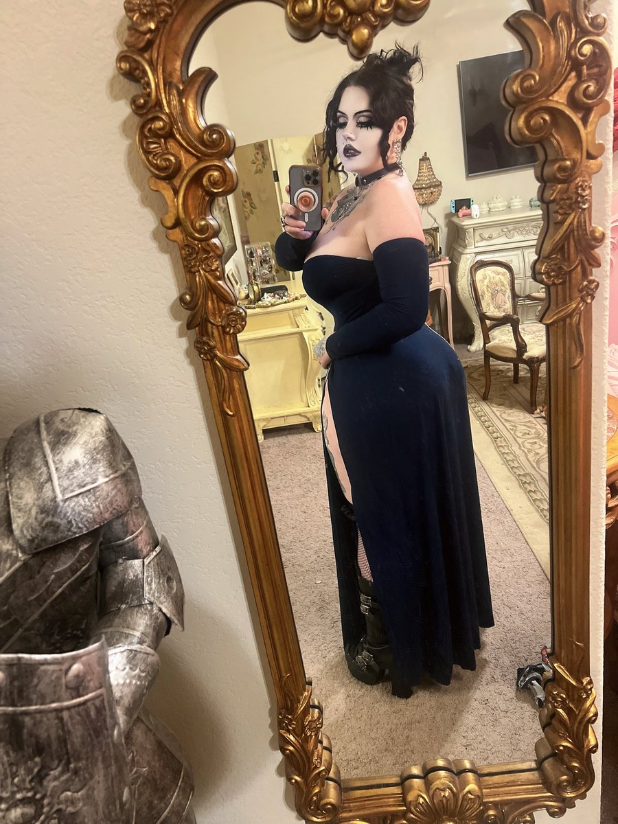 Heavenlee tweet media