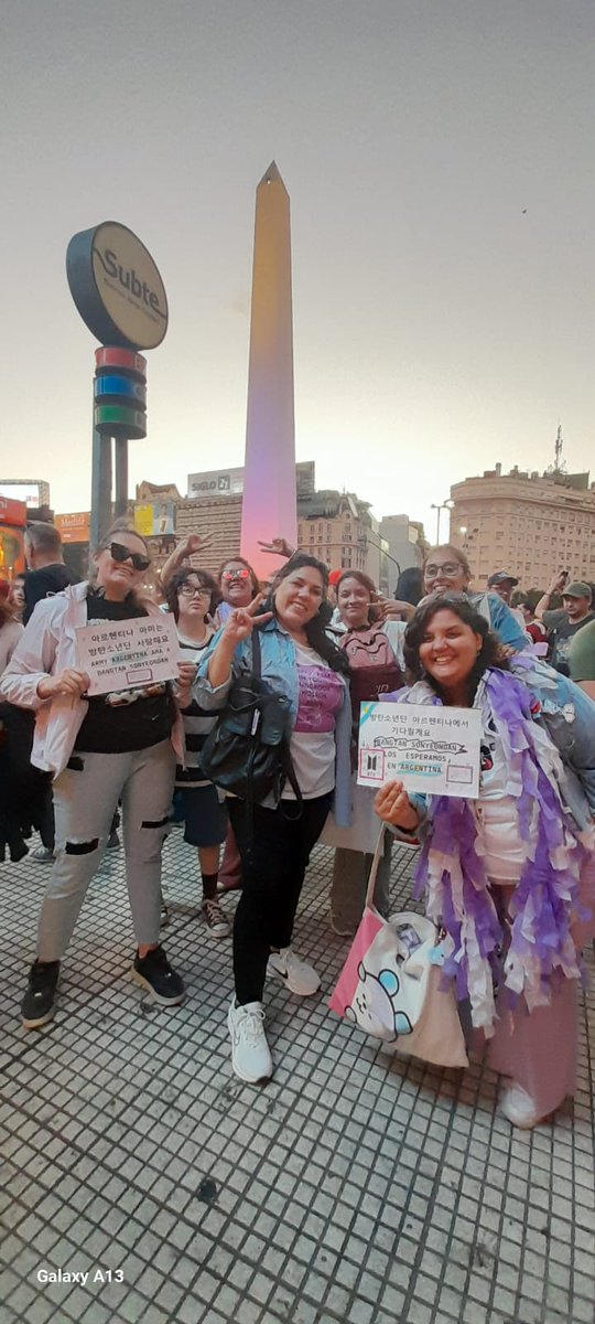 NoeSoloaga's tweet photo. #BTSARGENTINA2026
#PROYECTOMORADOARG
#TOURBTSARG

NECESITAMOS A BTS EN ARGENTINA 
🇦🇷💜🫶🏼💜🫶🏼💜🫶🏼💜🇦🇷2️⃣0️⃣2️⃣6️⃣

@todonoticias @dfallaccess https://t.co/pLVgETweSp