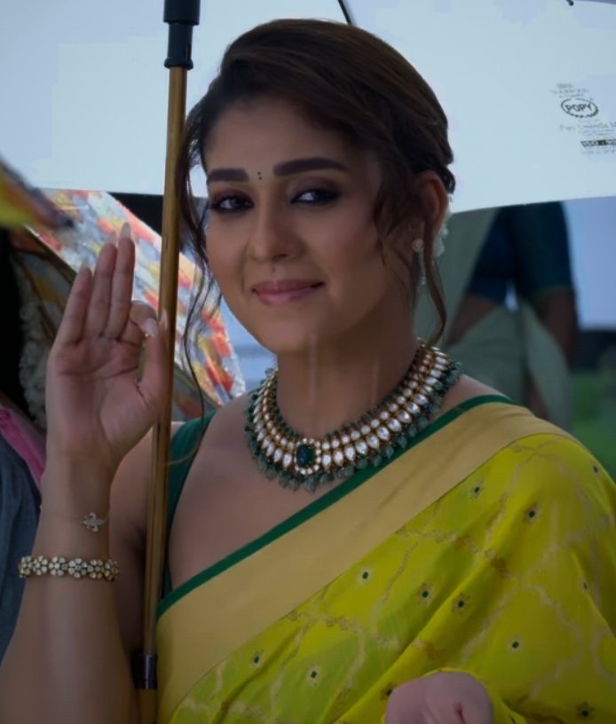 My mom praising me 
Mom: Good da potta magaley. Ipdiye than night full ah door vaasal na irunthiya 
Me :Yes mam 🙇‍♂️. Ithey pose la full night irunthen mam with cage oda🙇‍♂️
Mom: Good unaku reward ah anga bed mela oru cum filled condom iruku kai use panama sapdu pakalam 😂💦