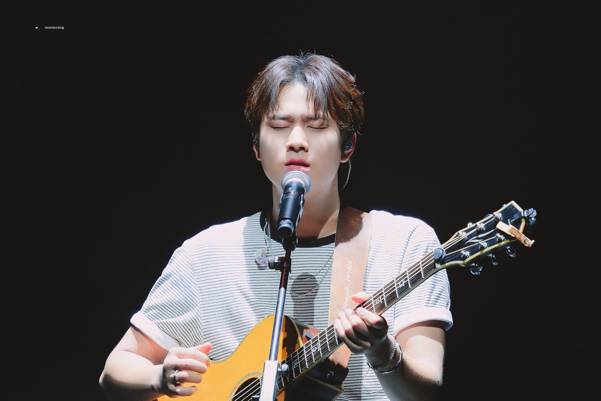 251220 오늘의, eMUtion DAY1 

#이무진 #LEEMUJIN