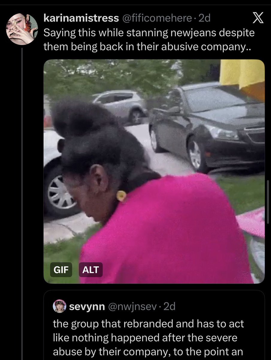 nwjnsev's tweet image. girlset fans dense as fuck my god, open up the schools.