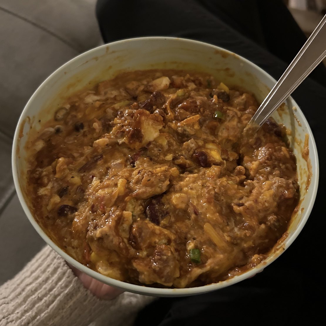 nermal_0's tweet image. Quick review of Shorty’s 3-Bean Chili with beef: topped with green onion and bottomed with a sexy little secret stash of hot honey butter corn pudding, this chili is KYY (Kill Yourself Yummy)! WOW! 10/10