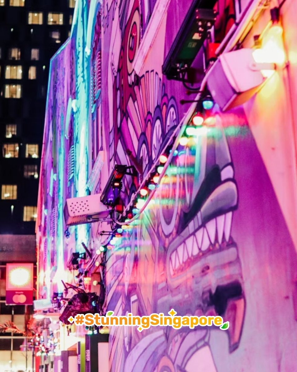 NEAsg's tweet photo. Haji Lane is reputedly Singapore's narrowest street, but it has maximum personality. Street art everywhere, buzzing cafes, pure vibes. Let's keep it clean and beautiful while we soak it all in! 🎨💚
#StunningSingapore #KeepSGClean https://t.co/5qpp2vb3Yo