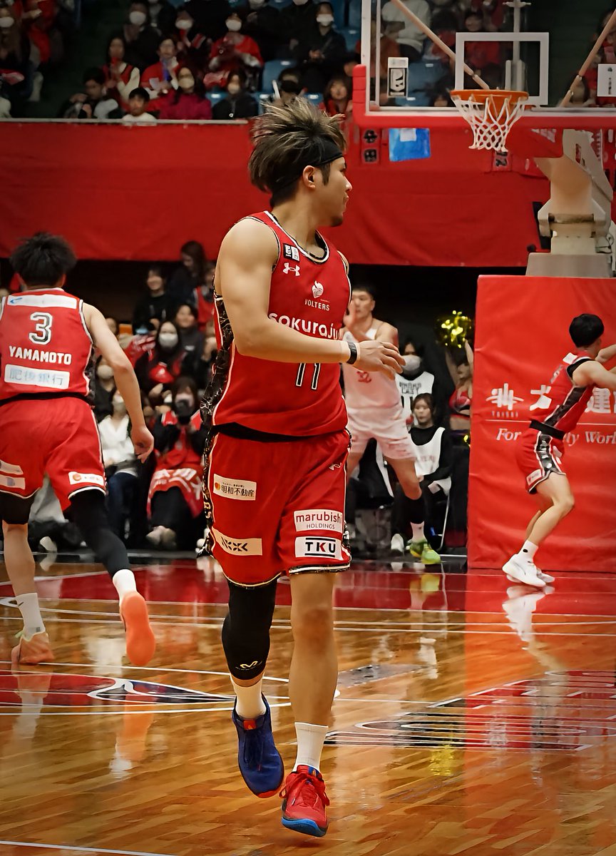 岩手GAME2前半戦
ずっとミャクミャクカラーと思って見てた😁
#熊本ヴォルターズ
#足元からおしゃれ
#石川海斗　選手