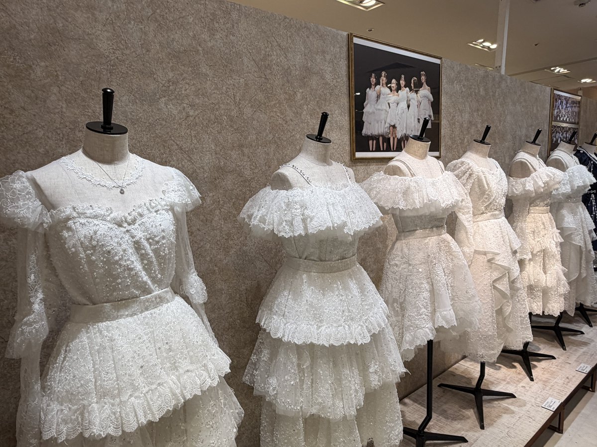 AKB48大衣装展 大丸梅田 シュシュ AKB48公式サイト | ニュース
