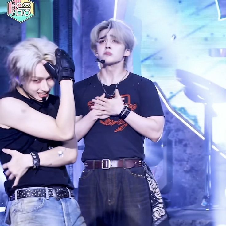 svt_crave's tweet image. one of the craziest pic to exist on carattwt!