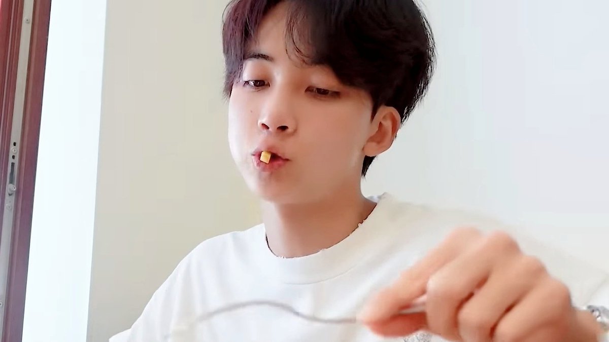 myboo_hani's tweet image. 😗