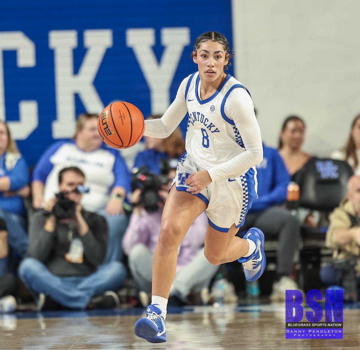danpend3500's tweet image. The UK women had no problem with the Missouri Tigers #Sunday afternoon at HMC in #Lexington winning 74-52. @BGSportsNation. Stop by the BSN Facebook page for more photos from the game.
