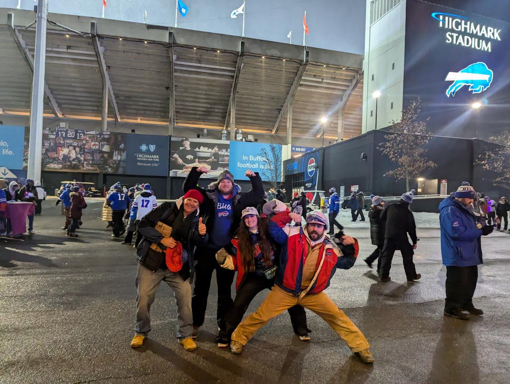 Zach Weiss tweet media