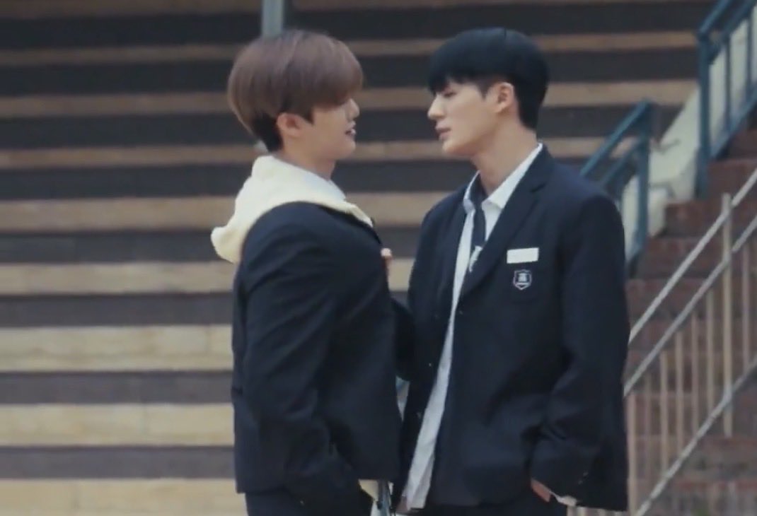 ถ้าไทยมีสกายนานิ เกาหลีก็มีโน่มินเว้ย มิตรภาพ(เก)เว้ยพวกเรา ตึง ๆ ว่ะ รู้กันครับจารย์ 😎