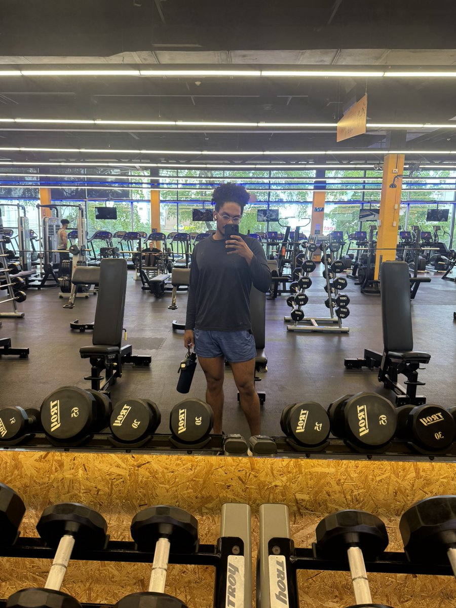 Con la cantidad de gente que me gusta el gimnasio ✨🫶🏾