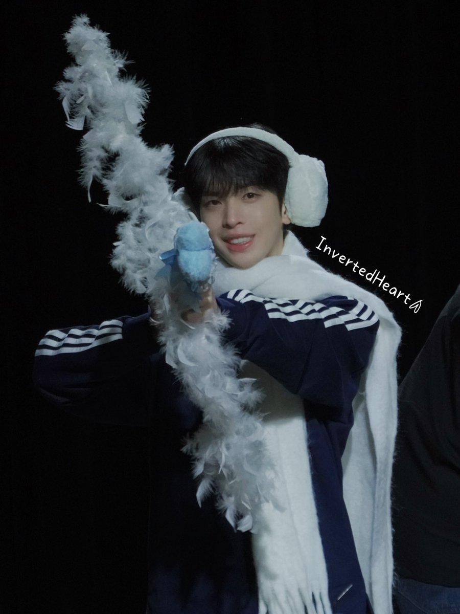 InvertedHeart426 tweet media