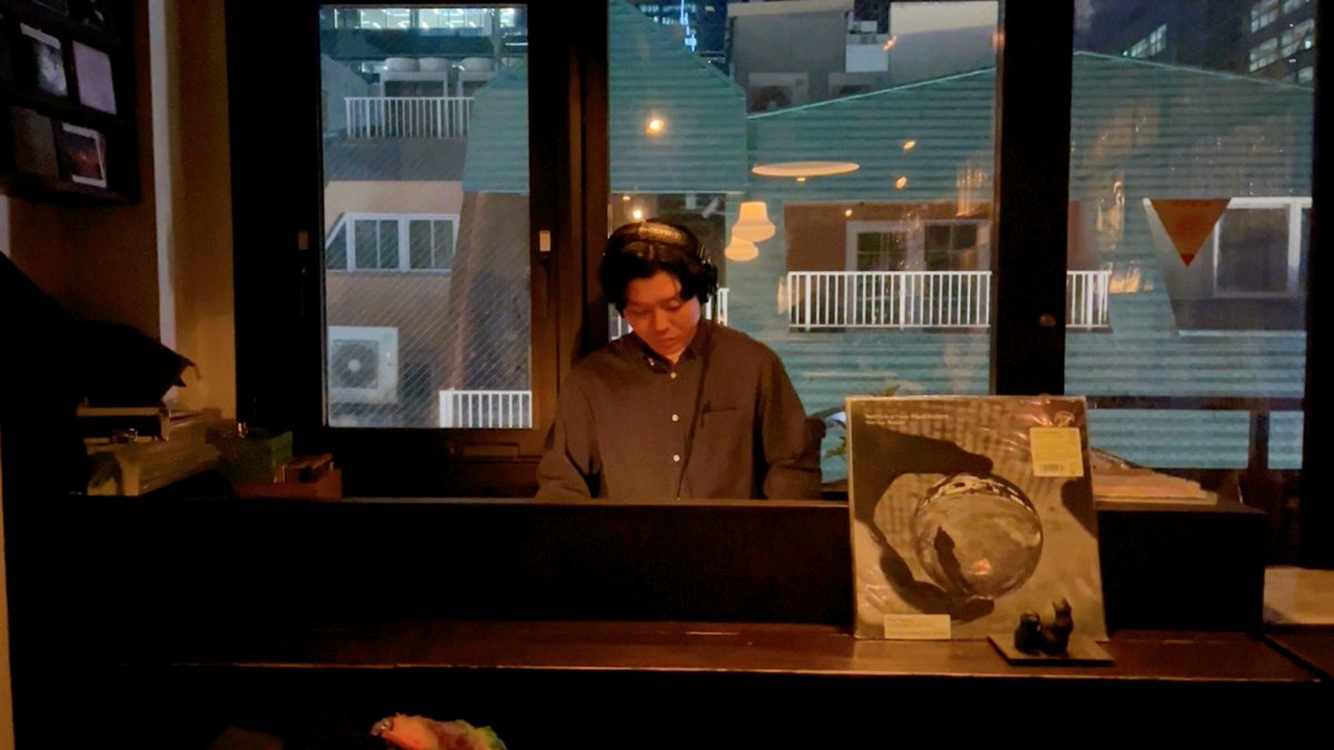 中村智昭 MUSICAÄNOSSA / Bar Music Shibuya,Tokyo (@TomoakiNakamura