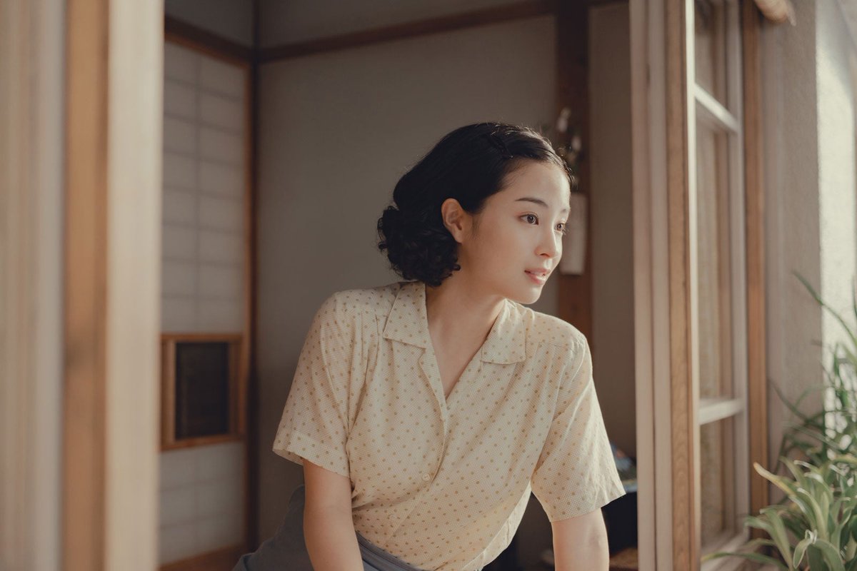 actressuzu's tweet photo. Suzu Hirose has been nominated as Best Actress at 68th Blue Ribbon Awards for "A Pale View of Hills", "Yasuko, Songs of Days Past", &amp; "Unreachable". Also as Best Supporting Actress for "Hero's Island"

with this, Suzu is nominated for all her 2025 films ❤️

#広瀬すず https://t.co/nP9xkyUYoZ
