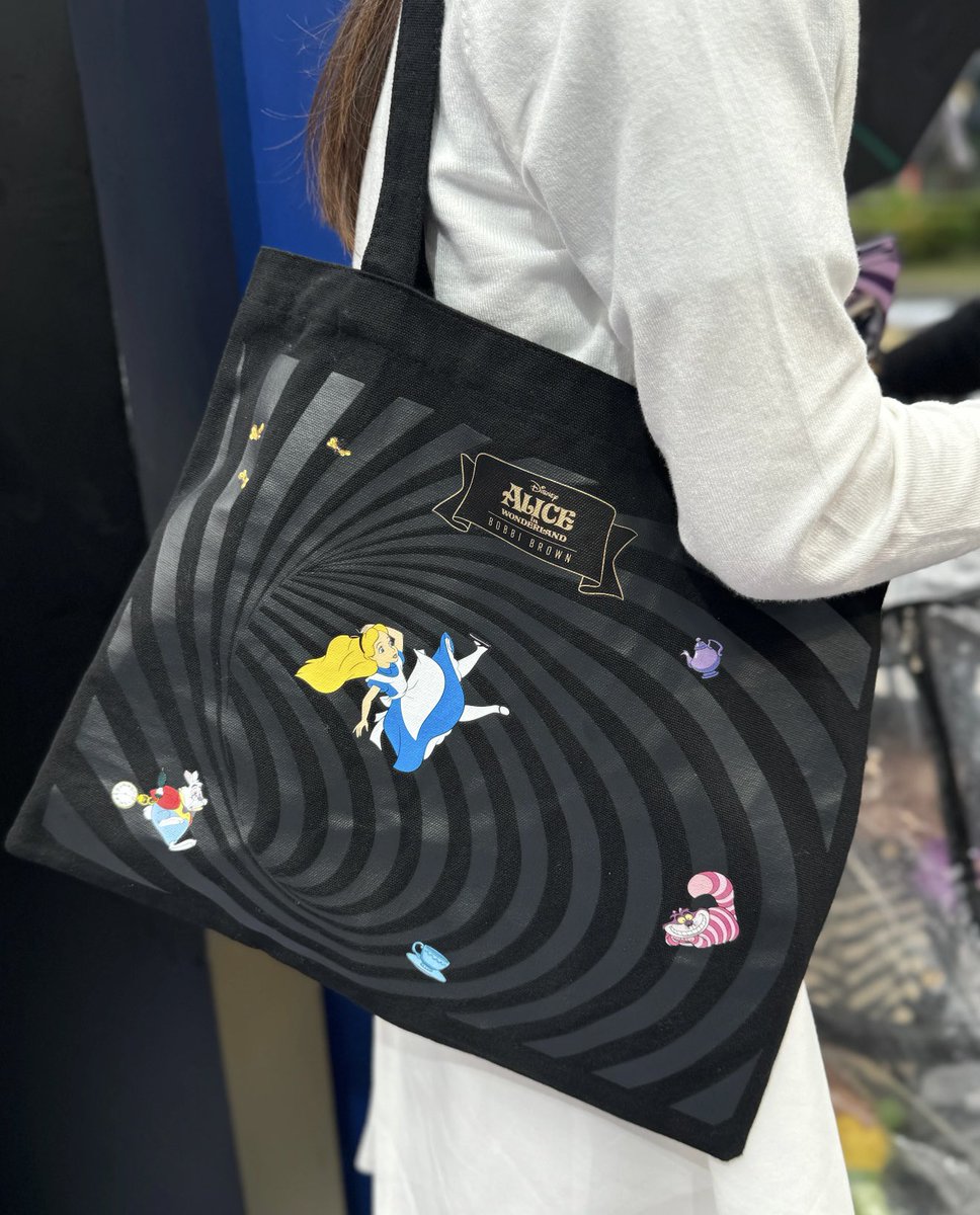 moddustore's tweet photo. ด่วน⚡️ Bobbi brown Alice Tote bag✨👸🏻   ✖️ลดเหลือ 290- ✖️ มีจำกัด

  🙏🏻จ่ายตอนของมา งดเทน้า  ⚡️รอ 7-10 วัน
📝กรอกฟอร์มจองได้เลยน้า 👇🏻 ด้านล่าง https://t.co/PMd9O616L5