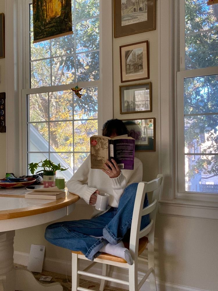 etherealdior's tweet image. she always has her nose in a book