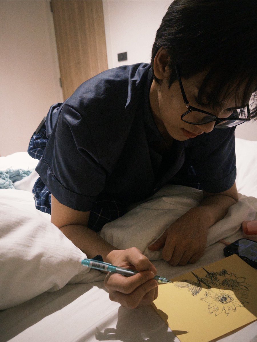 ionnoot's tweet image. i promise i'm not crying 😭😭 patji cares about his p'ryu a lot &amp;lt;3

໒ #ryujinpatt ; #rryjinnn ; #chira_patt ꒱