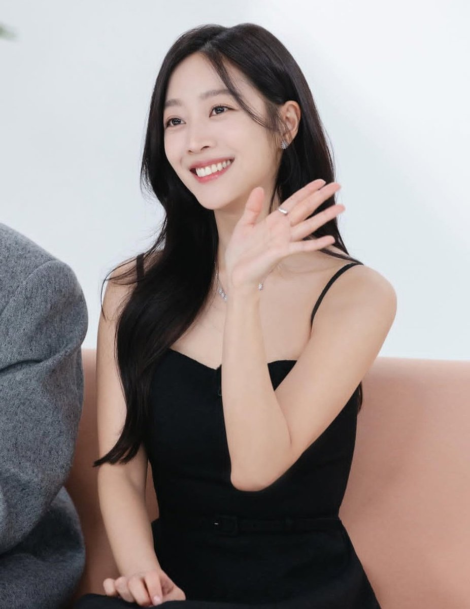 bbowonder's tweet photo. Why so pretty? 😍 https://t.co/gHXoYmMKJf