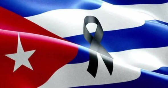 EmbaCubaFrancia's tweet image. 🖤Auj. @EmbaCubaFrancia  a rendu un hommage émouvant aux 32 combattants cubains tombés lors de l'attaque criminelle des USA au #Venezuela

Nous partageons la profonde douleur des familles- compagnons et exprimons nos plus sincères condoléances en cette heure triste de la Patrie🇨🇺