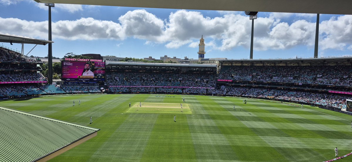 awedgewood's tweet image. Here we go. SCG day 2 #Ashes #Ashes2025