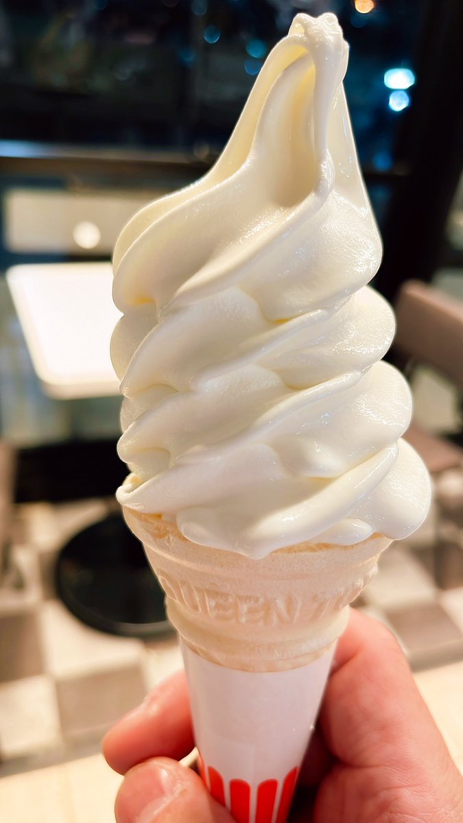 ちゃんといでぼくのソフトも食べる🍦