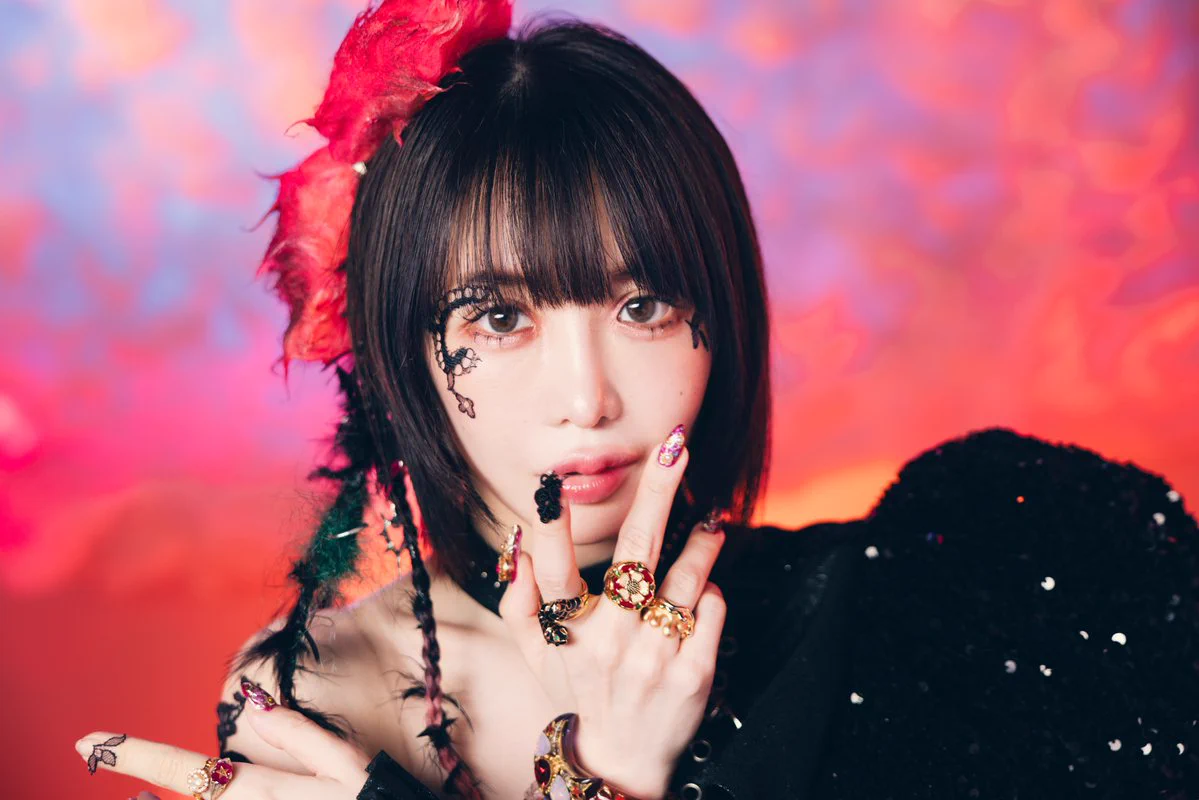 ZOCX(大森靖子) 「IDOL AND READ 045」インタビュー掲載号発売 - TimeTree