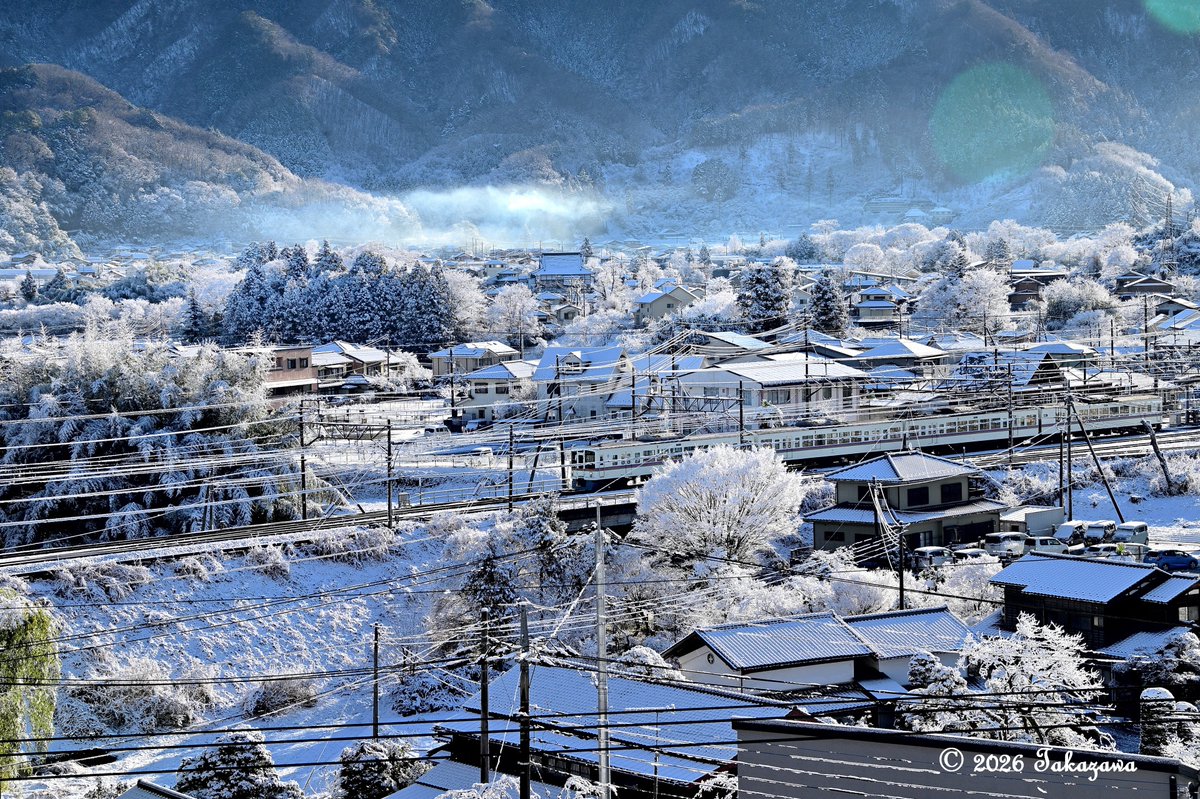 雪の華咲く横瀬町～ 埼玉県地方は2日夕方から雪になり翌日の朝、横瀬町