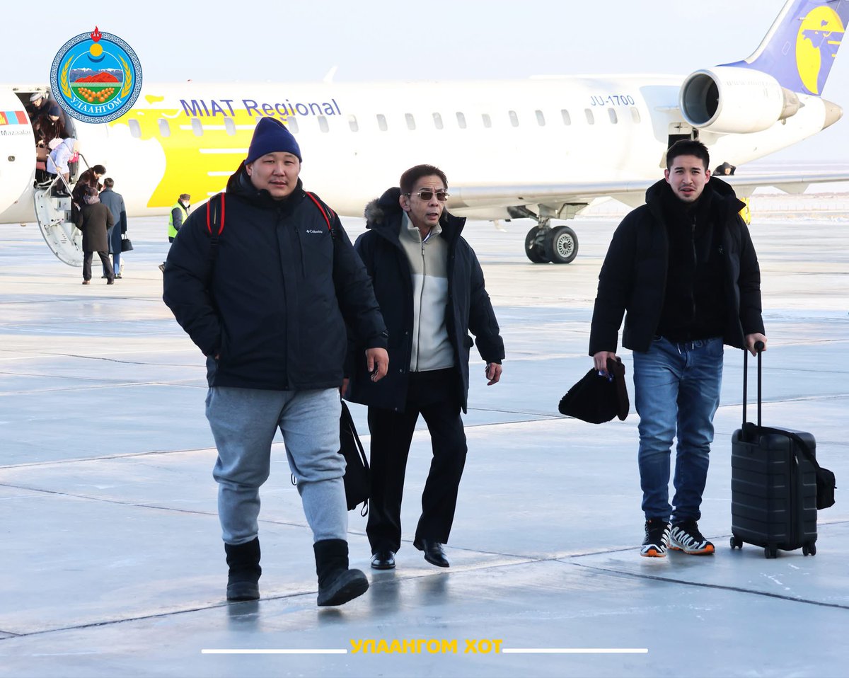 Та нар муулаад л байдаг. Дархан аварга маань Рио-2016 олимпын аварга, Японы жүдоч Машү Бейкаг урилгаар авч ирж Увс аймгийн жүдогоор хичээллэж буй хүүхэд, багачуудад зориулсан сургалт хийх гэнэ. Сэтгэлтэйдээ...