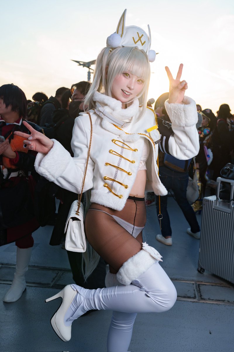 NIKKE コスプレ ブラン　フォーチュンエクスプレス NIKKE ブラン フォーチュンエクスプレス ちちゃんさん @toitooi_12