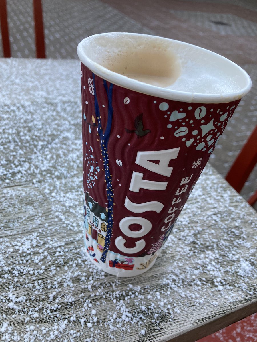 pwestern's tweet image. Good morning and happy Monday 🥳 Costa coffee for the win, it’s only like -5, I may be crazy 🤣 Pool is back tonight, have a great day everyone 🫶