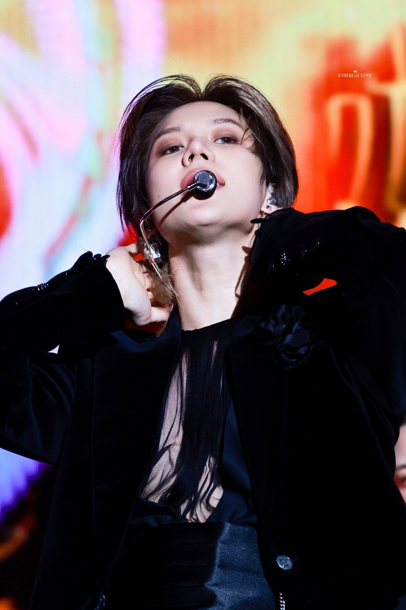Ethereal_718's tweet image. 260101 
서울콘 X WORLD K-POP FESTIVAL 

so handsome…
🫠🫠🫠
#태민 #TAEMIN #テミン #泰民
#서울콘태민