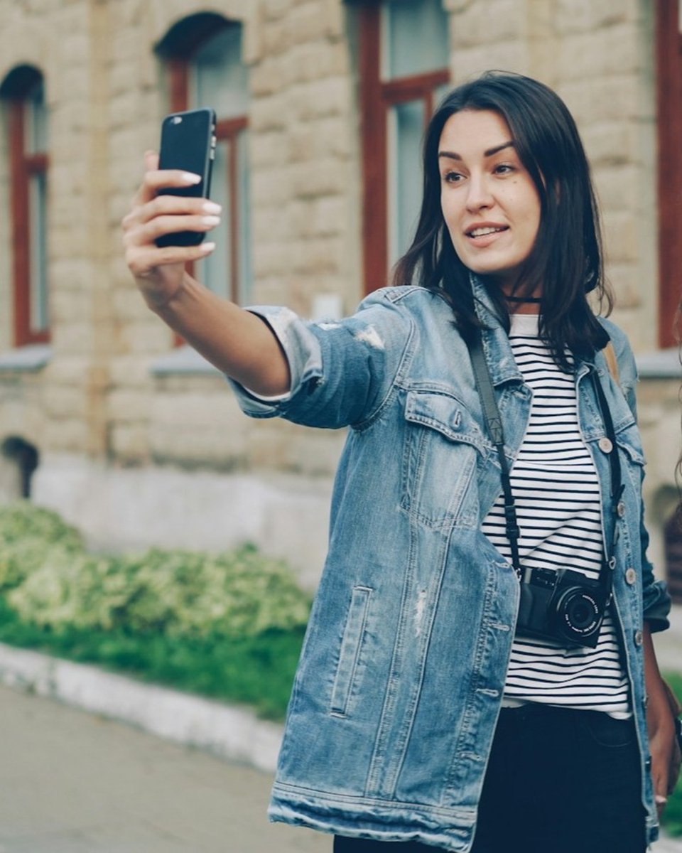 SEO_Portal's tweet image. Spezialisierte Websites gewinnen im Google Core Update, OpenAI erwägt Werbung in ChatGPT und Instagram will KI-Flut mit authentischen Inhalten entgegenwirken.

Mehr dazu lest ihr hier 👉 seo-portal.de/szene/wochenre…

#seoportal #googlecoreupdate #openai #instagramcontent