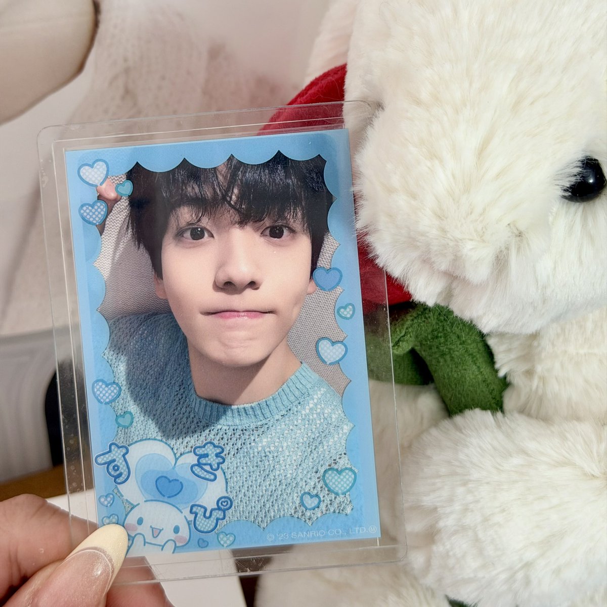 chu2ball's tweet image. bunny wishes you all the best🐰