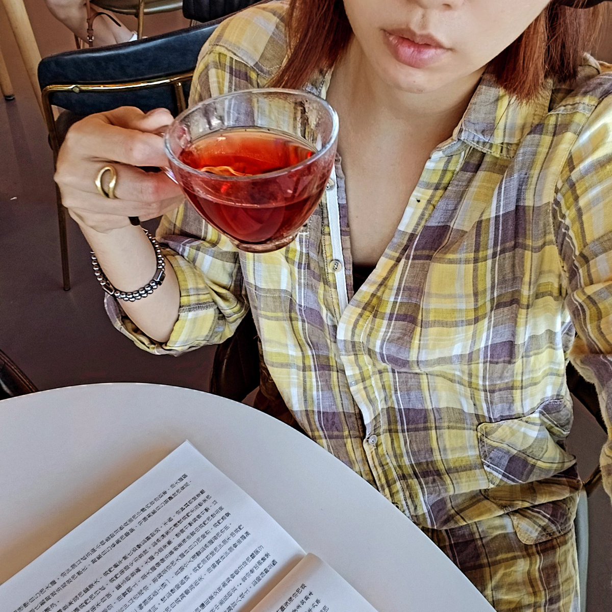 活著很累
但還是得活成想要的樣子