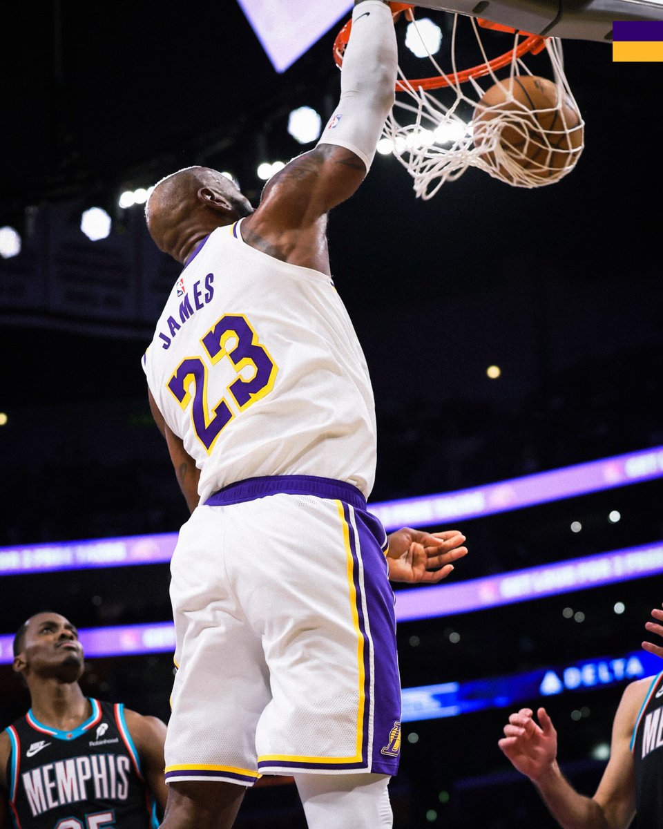 Final Stats 📊
Luka: 36 pts, 9 reb, 8 ast
LeBron: 26 pts, 7 reb, 10 ast
Jake: 26 pts, 5 reb, 4 ast
Deandre: 15 pts, 8 reb, 3 blk