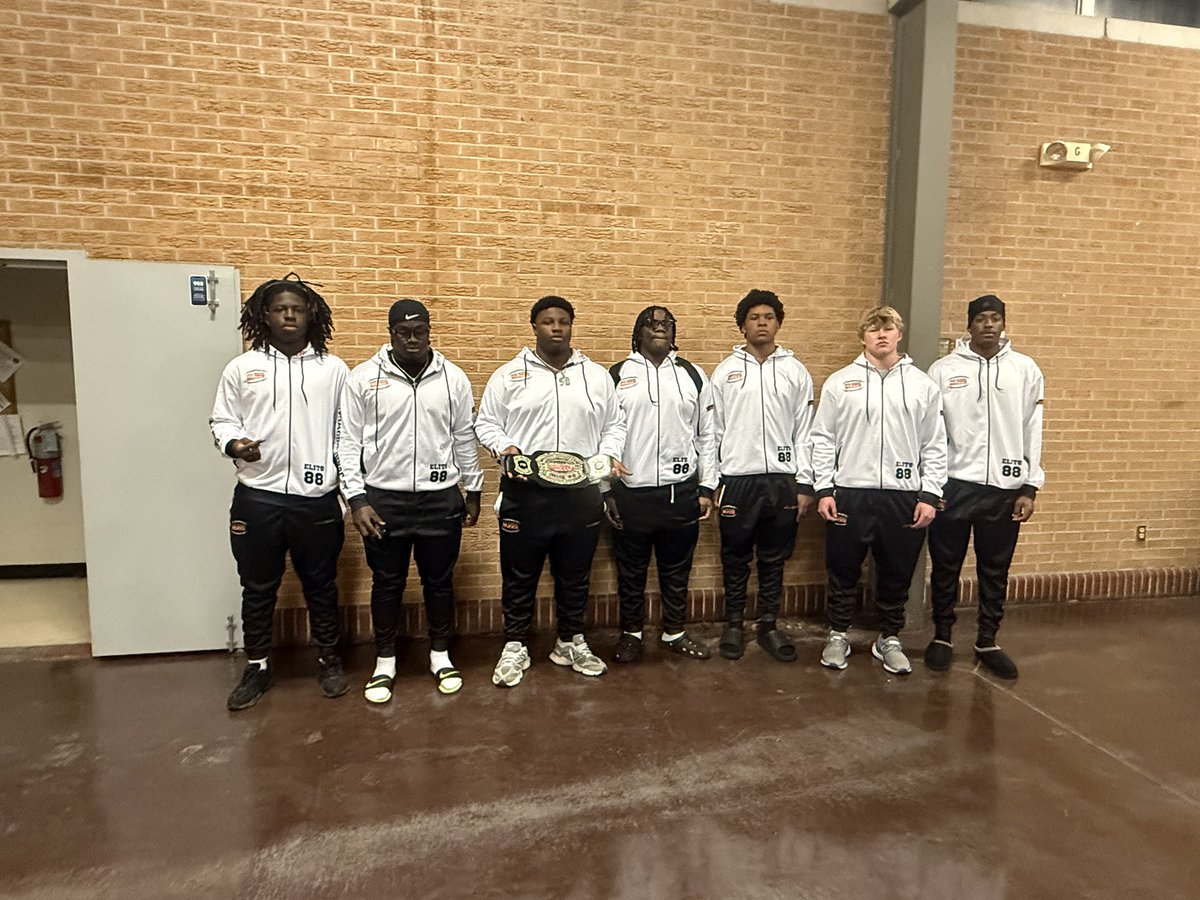 Rahiemsaunders1's tweet image. I had a great weekend competing at the junior blitz Bowl game. Grateful for the opportunity! @HighSchoolBlitz @CoachDPeake20 @LouatTheState @mrs_vfrierson