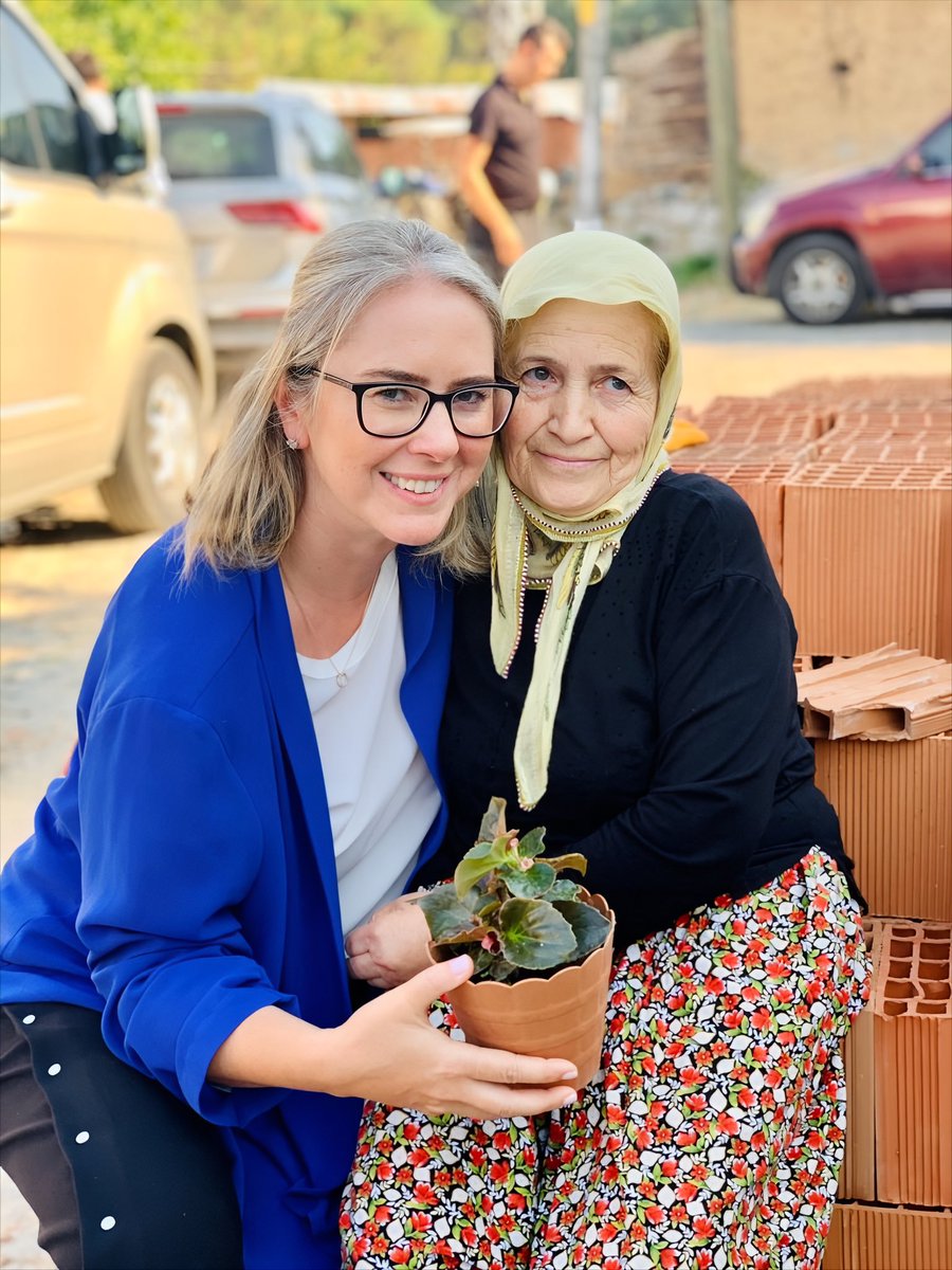 Yeni yılın ilk pazartesi gününe umutla başlıyoruz. Hedeflerimize ulaşmak için azimle çalışmaya devam edeceğiz! 🙋🏼‍♀️

#HayırlıHaftalar 🪴