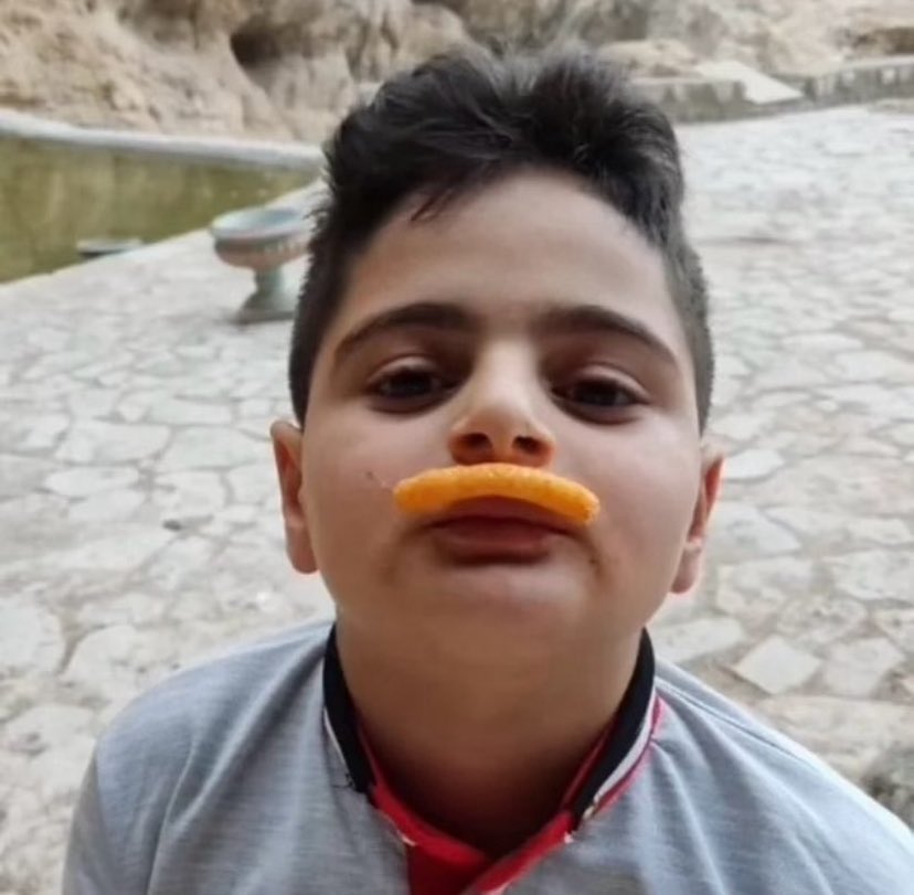 کیان خاک بر سر من که زنده ام ولی تو زیر خاکی