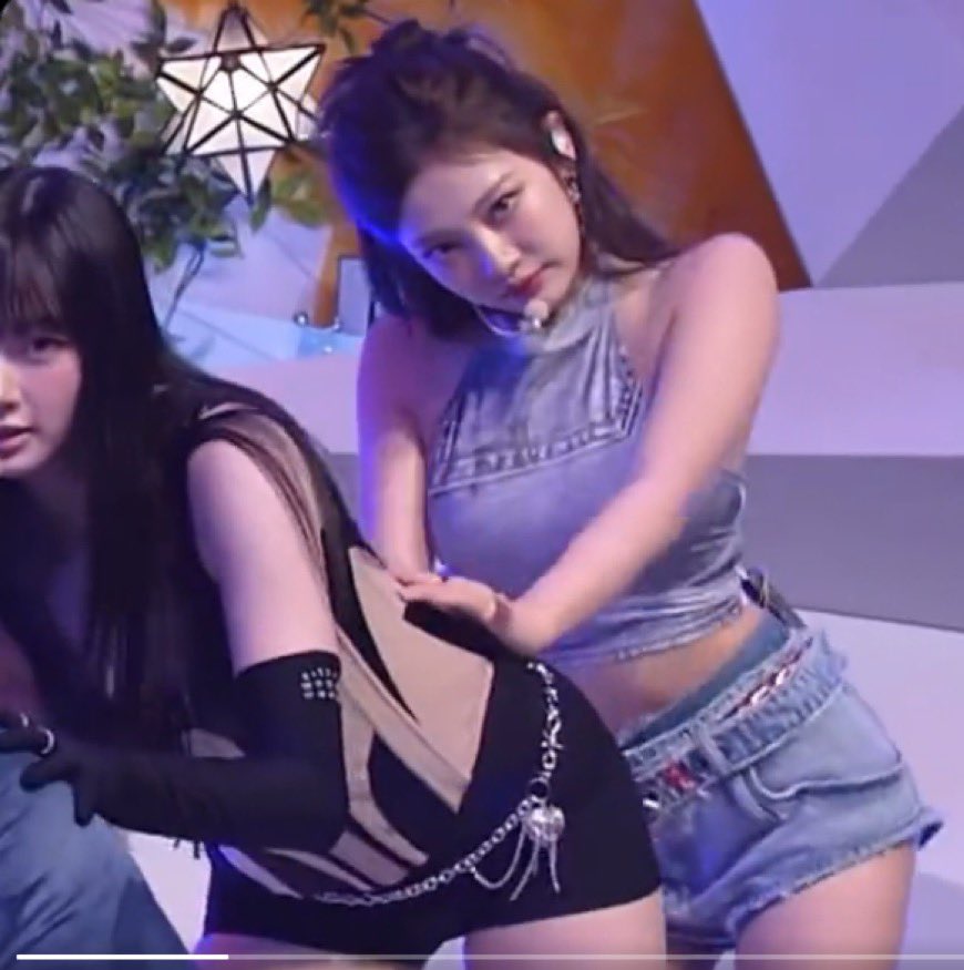 ⭐️ Rachael ⭐️ ✒️ it'z 2026 Rachel 🌙🦋💙🌟 • 🍉 (@itsHerOhMyGod) / Posts / X