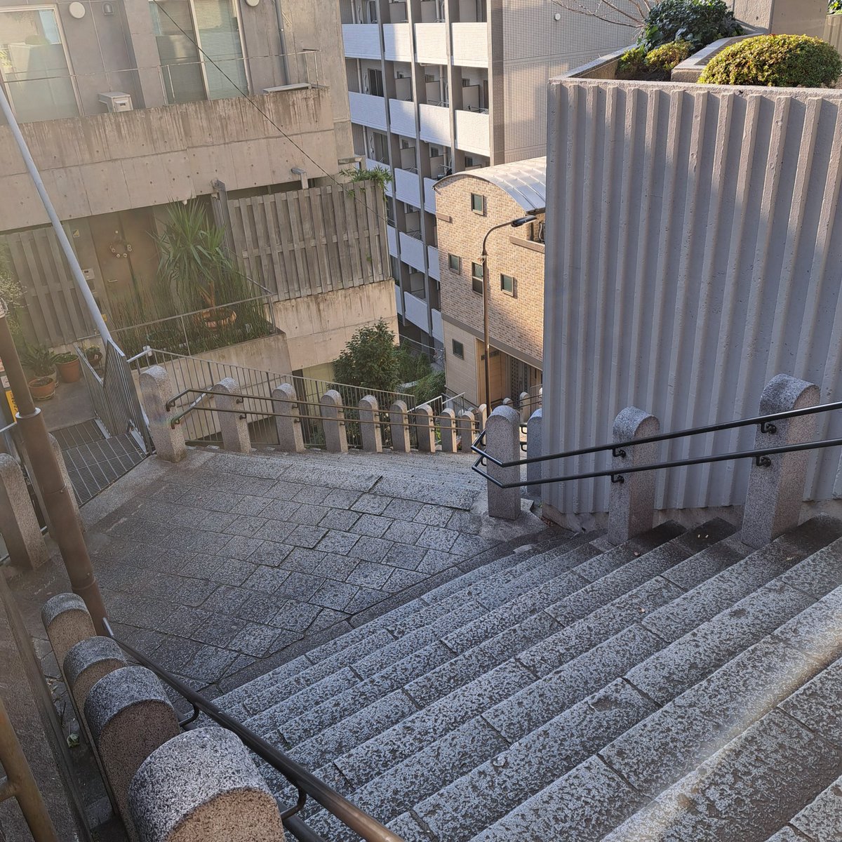 "To the person who placed flowers here.

This is a public road, and placing items without permission is prohibited.
If items remain here after the weekend, they will be removed and disposed of.