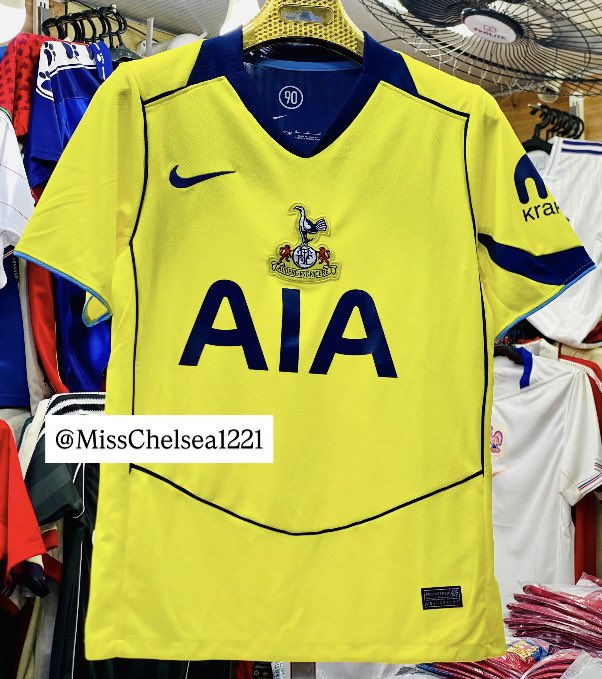 Naomba Mshow #Love kwa Repost🙏😍

👉Size S_______2XL
👉Bei   27,000/=

Wa.me/+255717251747
Au 0714336827

👉Duka lipo kariakoo.Pia tunatuma NCHI NZIMA