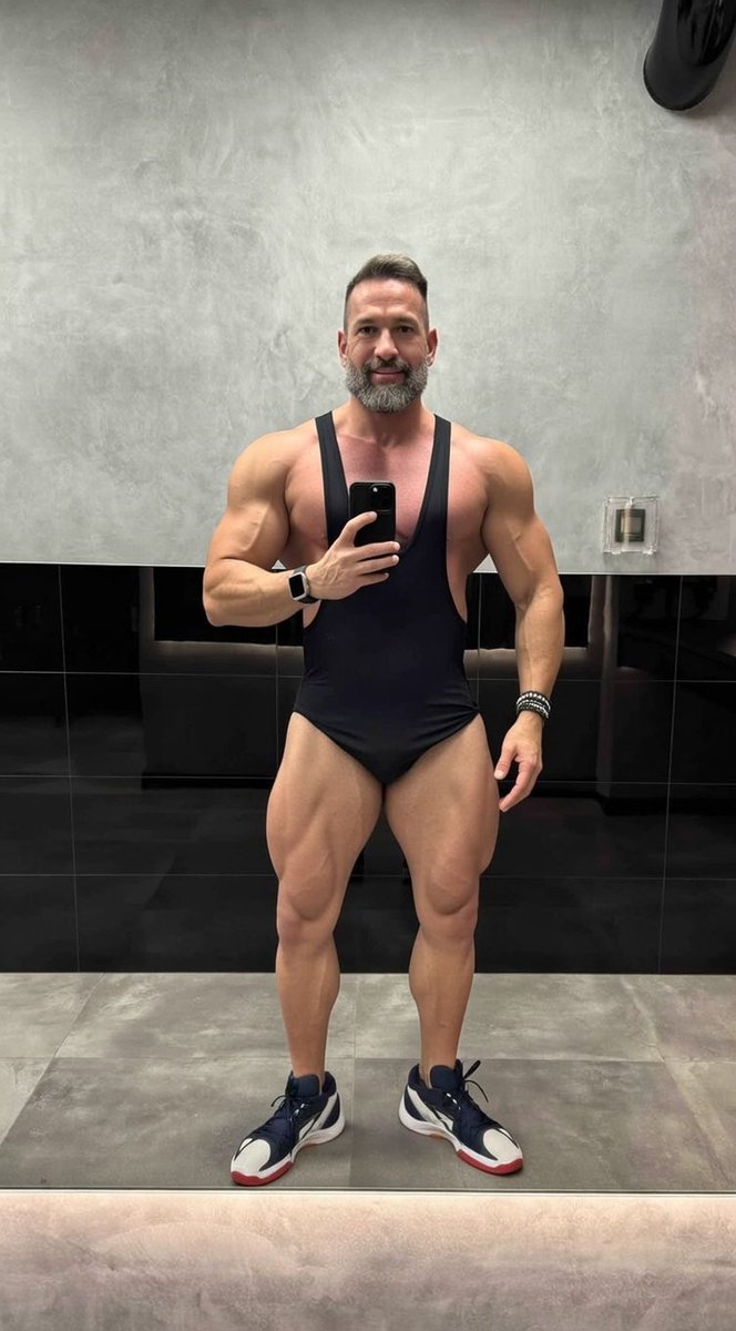 ROCCO🔞HARD tweet media