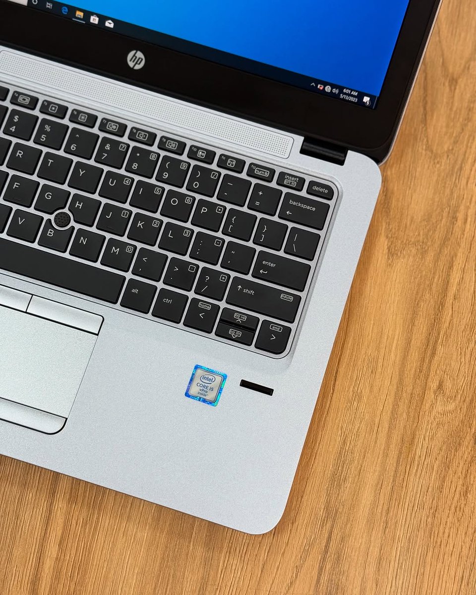 HAKIM934134's tweet image. Simple retweet 

 HP elite book 820 g3  💻
Core I5 -6th gen 
8GB ram - 256 ssd 
Backlight keyboard 
HDMI port ,x2usb port 
Slim &amp;amp; very slick 
Window's 10 pro 
   Free wireless mouse. ✅

WhatsApp/call 0704 490638 📲📩
750k